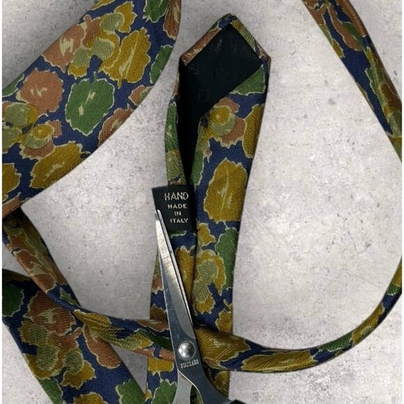 FENDI Silk Tie ITALY Blue Green Orange Leaf W:3.7" EUC - Picture 4 of 6
